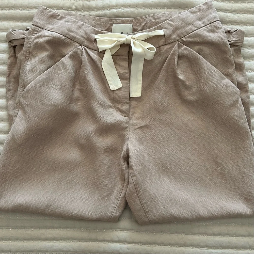 Wilfred x Aritzia Allant Cropped Rolled Hem Linen Blend Pant in Taupe, Size 2